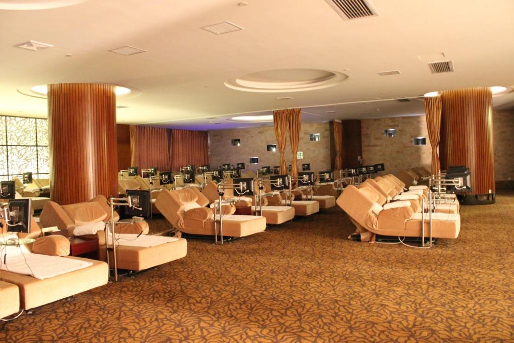 Jun Hao Hotel Dongguan  Exterior foto