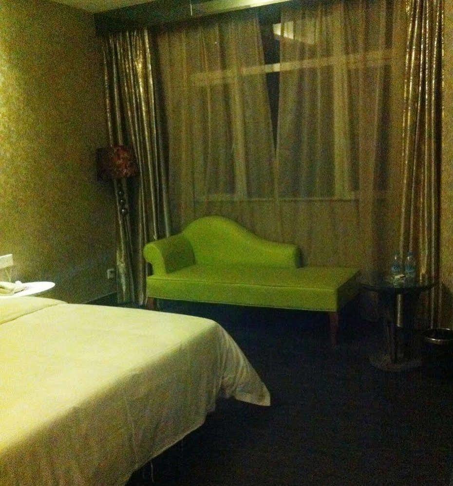 Jun Hao Hotel Dongguan  Exterior foto